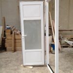 usa exterior lemn UE 098